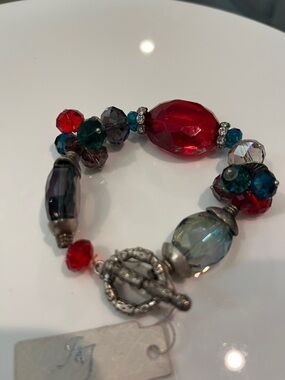 AJ JEWELERS Multi-Color Faceted Bead Stretch TOGGLE Bracelet BRAND NEW